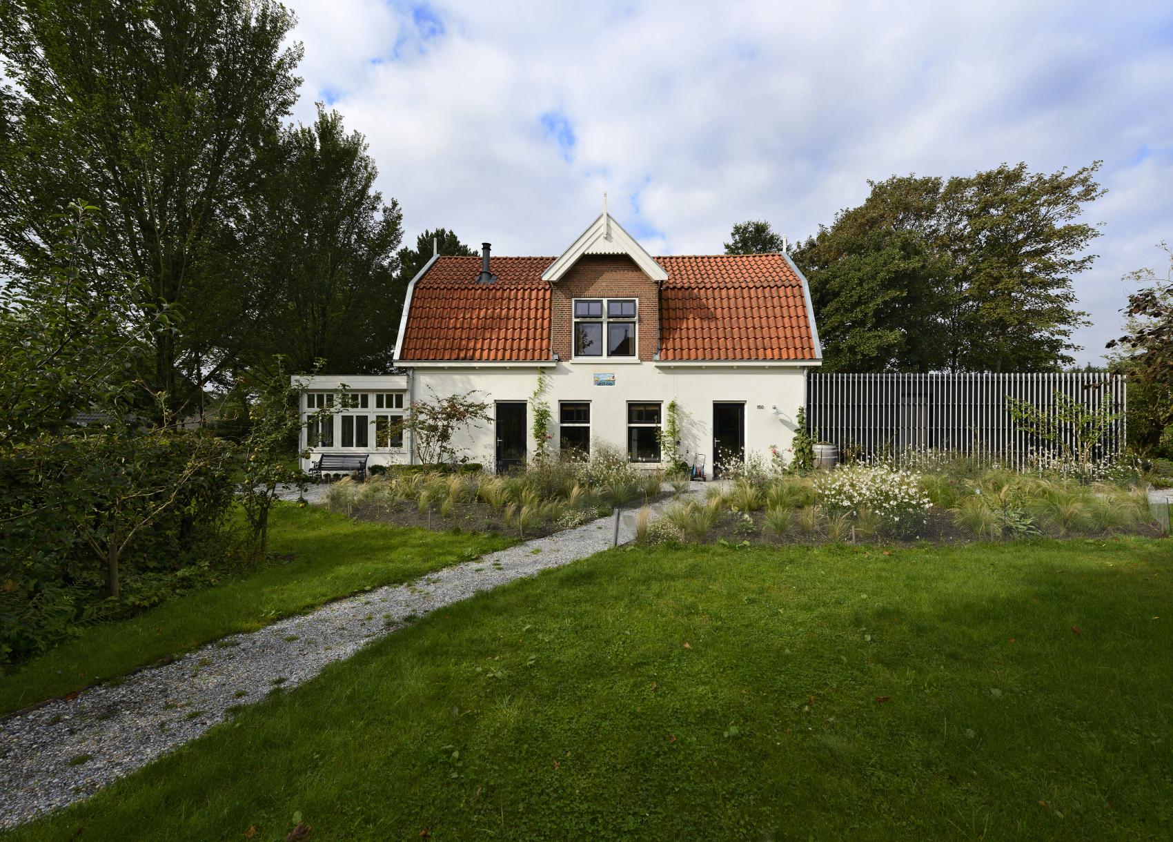 voorgevel Westend aan het einde van de Langestreek